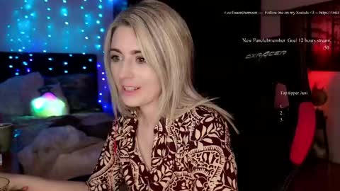 Snapshot of kimilee22 chatting on 3, 6, 2026 Wolfs Girl online show from 3, 6, 2026