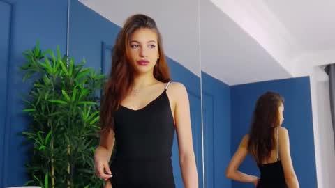 Snapshot of kimmdaviss chatting on 20, 11, 2025 kimmdaviss online show from 20, 11, 2025