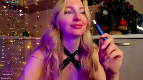 Snapshot of kimmy1_powell chatting on 1, 1, 2025 kimmy1_powell online show from 1, 1, 2025
