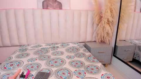kimmy_bolton online show from 23, 4, 2026