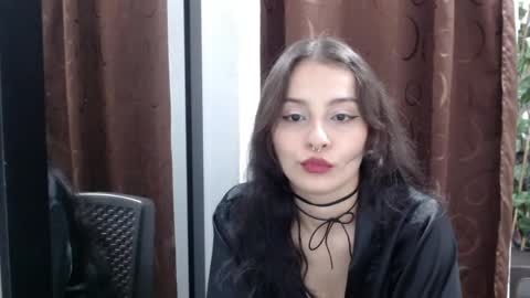Snapshot of kimzu2830 chatting on 25, 5, 2026 Kim and Zuka online show from 25, 5, 2026