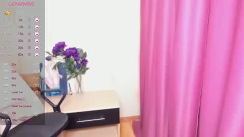 Hazel online show from 27, 2, 2025