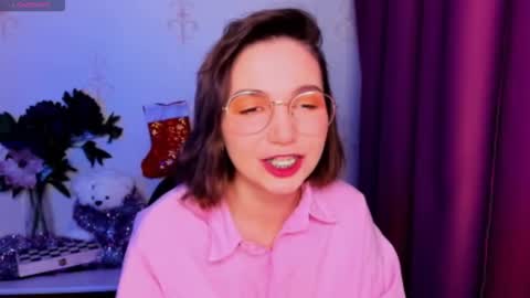 Hazel online show from 22, 12, 2025