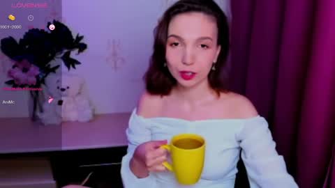 Hazel online show from 31, 5, 2026