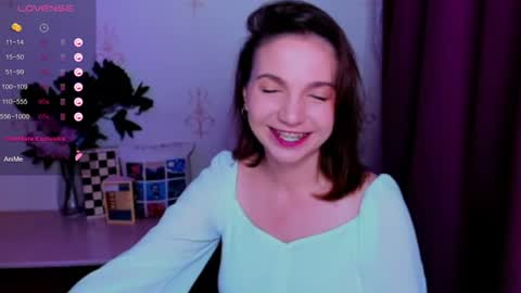 Hazel online show from 15, 7, 2026