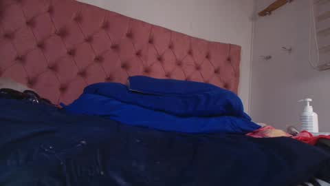 Bella online show from 14, 1, 2025