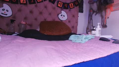 Bella online show from 24, 10, 2025