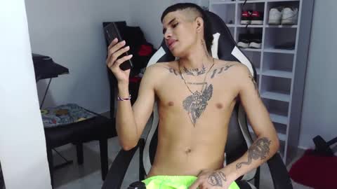 Snapshot of king_bryan19 chatting on 14, 12, 2024 bryan online show from 14, 12, 2024