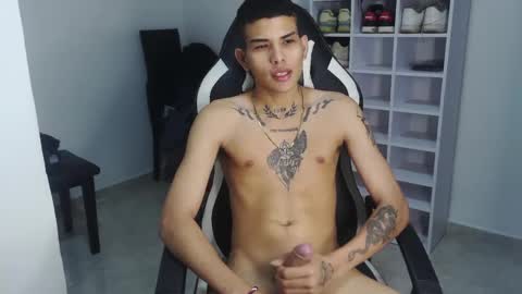 Snapshot of king_bryan19 chatting on 3, 1, 2025 bryan online show from 3, 1, 2025