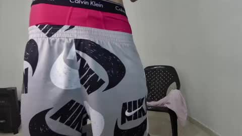 Snapshot of king_bryan19 chatting on 4, 10, 2025 bryan online show from 4, 10, 2025