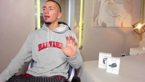 Snapshot of king_dante_ chatting on 3, 12, 2024 King Dante online show from 3, 12, 2024