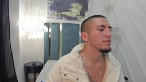 Snapshot of king_dante_ chatting on 8, 1, 2025 King Dante online show from 8, 1, 2025