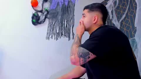 Angel Falconer online show from 19, 10, 2025