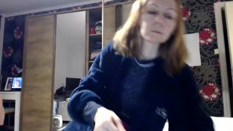 sexysexyhotwetpinkredpussy online show from 8, 3, 2025