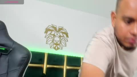 Snapshot of kingg_jay chatting on 8, 5, 2026 kingg_jay online show from 8, 5, 2026