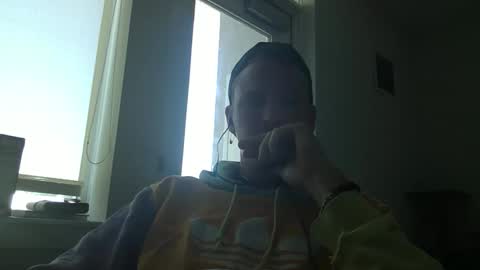 Snapshot of kinglegg chatting on 4, 1, 2025 Kinglegg online show from 4, 1, 2025