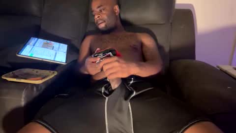 kingofkingz74 online show from 27, 11, 2025