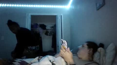 kingofqu33ns online show from 8, 11, 2025