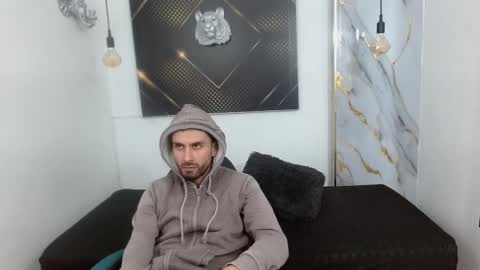 KING  online show from 31, 3, 2026