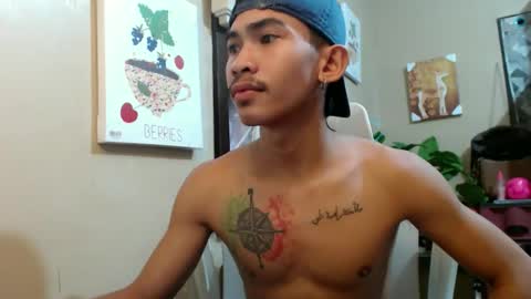 Snapshot of kingscock18 chatting on 26, 10, 2025 ALVIN online show from 26, 10, 2025