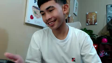 Snapshot of kingscock18 chatting on 4, 12, 2025 ALVIN online show from 4, 12, 2025