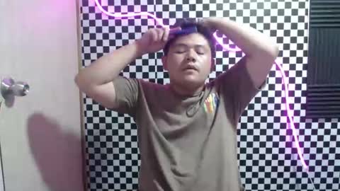 Yuki online show from 4, 4, 2026