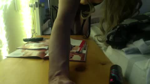 Snapshot of kinkisissy6969 chatting on 16, 2, 2025 littl big booty online show from 16, 2, 2025