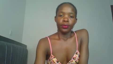 kinky_aria online show from 13, 10, 2025