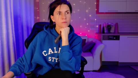 Snapshot of kinky_courtney chatting on 12, 2, 2025 Courtney online show from 12, 2, 2025