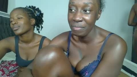 kinky_leila online show from 7, 7, 2026