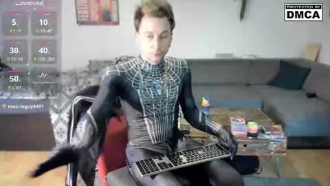 Snapshot of kinky_spidey chatting on 16, 11, 2025 kinky_spidey online show from 16, 11, 2025