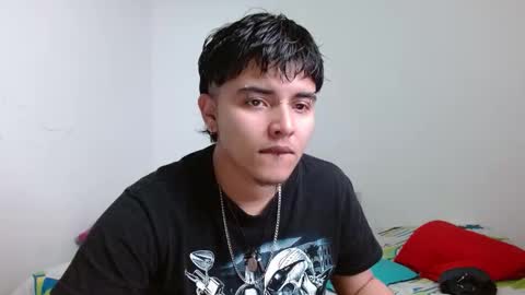 Snapshot of kinkybabies_ chatting on 29, 1, 2025 Mercury online show from 29, 1, 2025