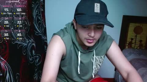 Snapshot of kinkybabies_ chatting on 24, 2, 2025 Mercury online show from 24, 2, 2025