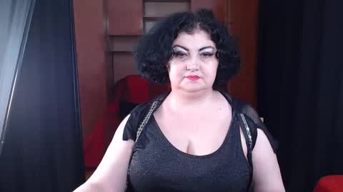Snapshot of kinkyblacky chatting on 31, 1, 2025 MistressBlacky online show from 31, 1, 2025