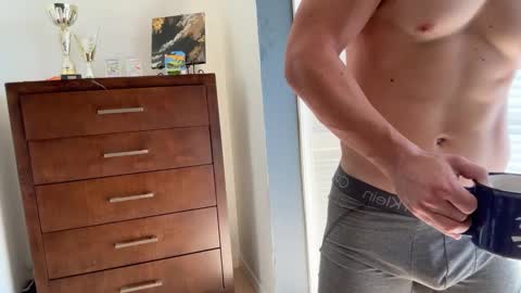 Snapshot of kinkybuffboy chatting on 20, 12, 2024 kinkybuffboy online show from 20, 12, 2024