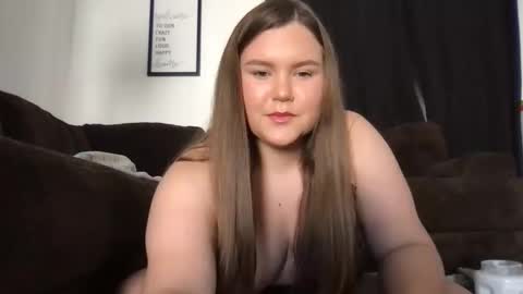 Snapshot of kinkykelly125 chatting on 28, 10, 2025 kinkykelly125 online show from 28, 10, 2025