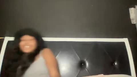 Bunniii online show from 2, 2, 2025