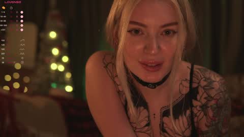 kinkylina_ online show from 27, 12, 2024