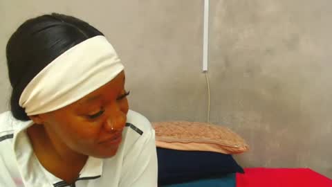 Snapshot of kinkynaghty chatting on 18, 6, 2026 kinkynaghty online show from 18, 6, 2026