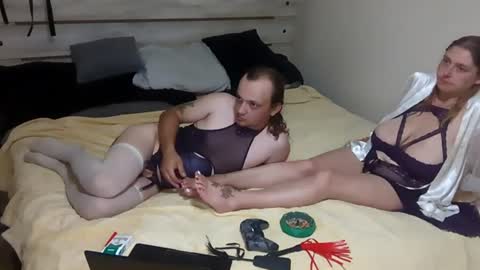 kinkyqueenandpet95 online show from 17, 6, 2026