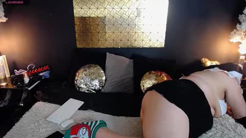 kinkyy_mom online show from 24, 10, 2025