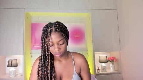 M A R A  online show from 2, 2, 2026