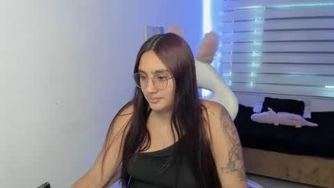 kir_ely online show from 21, 7, 2026