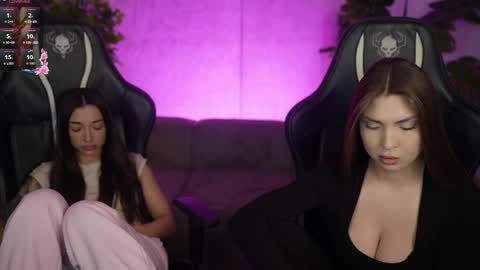 Snapshot of kira0541 chatting on 31, 3, 2026 Sweet girls online show from 31, 3, 2026