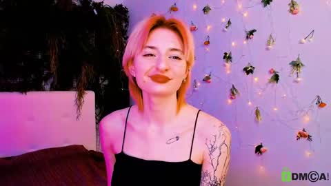 Snapshot of kira__cutie chatting on 16, 5, 2026 Kira online show from 16, 5, 2026
