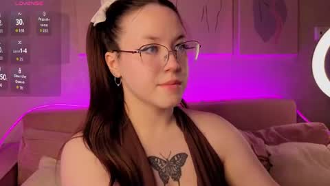 Kira Be11 online show from 18, 6, 2026