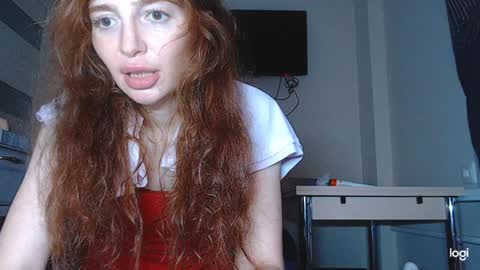 Snapshot of kira_foxy_ chatting on 15, 12, 2024 Kira online show from 15, 12, 2024