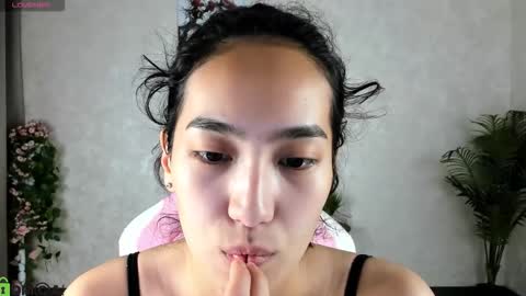 Aura online show from 13, 10, 2025