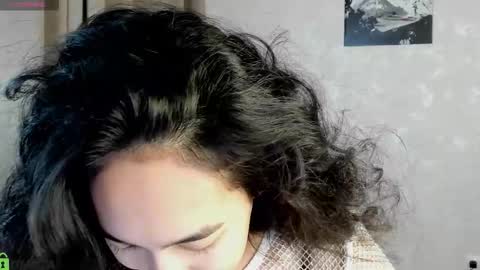 Aura online show from 5, 12, 2025