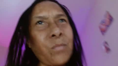 Snapshot of kira_squir chatting on 17, 10, 2025 kira-squir online show from 17, 10, 2025